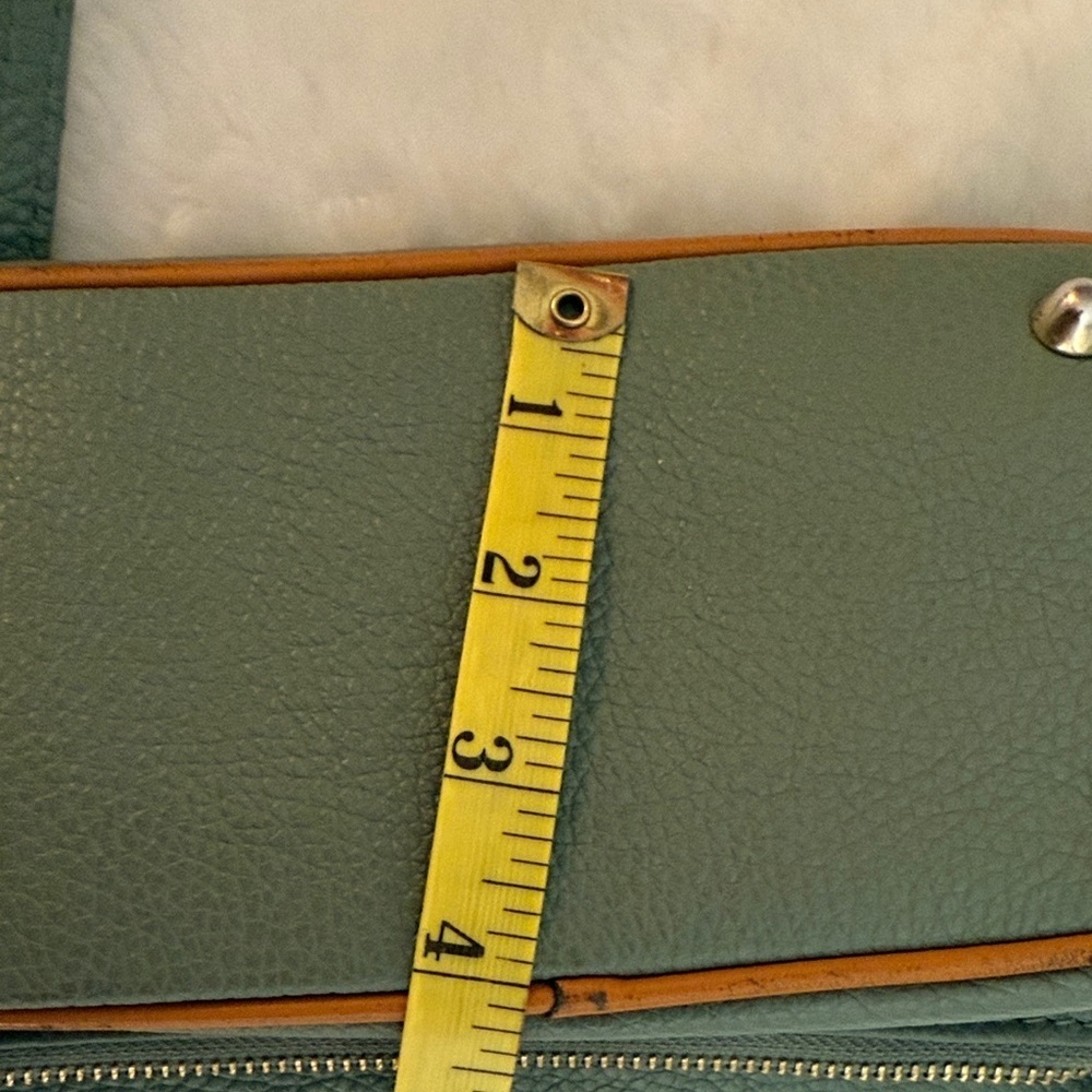 Diana Freneze Green Leather Crossbody Bag – Multi Zip - Picture 16 of 16